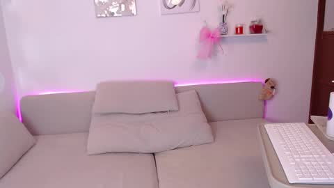 Gaby online show from 03-26-26, 04:07