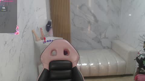 Snapshot of gabriella_storm_tf chatting on 06-07-26, 12:31 Gabriella online show from 06-07-26, 12:31