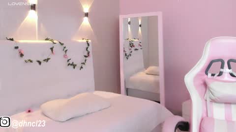 Gabriella online show from 02-08-25, 07:27