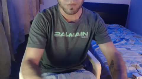 Snapshot of gabrielle_ramirez chatting on 01-17-25, 04:49 Gabriel online show from 01-17-25, 04:49