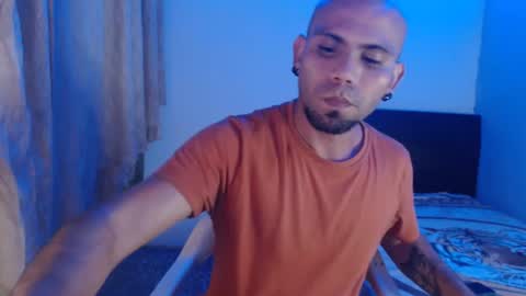 Snapshot of gabrielle_ramirez chatting on 01-25-25, 03:30 Gabriel online show from 01-25-25, 03:30