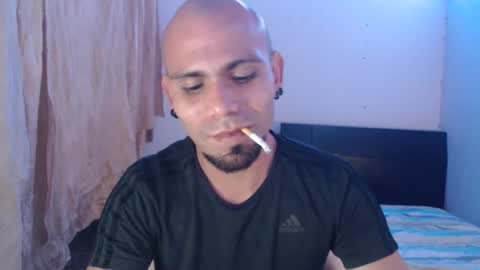 Snapshot of gabrielle_ramirez chatting on 02-25-25, 11:00 Gabriel online show from 02-25-25, 11:00