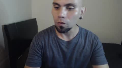 Snapshot of gabrielle_ramirez chatting on 02-21-26, 01:06 Gabriel online show from 02-21-26, 01:06