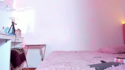   online show from 12-01-25, 03:06