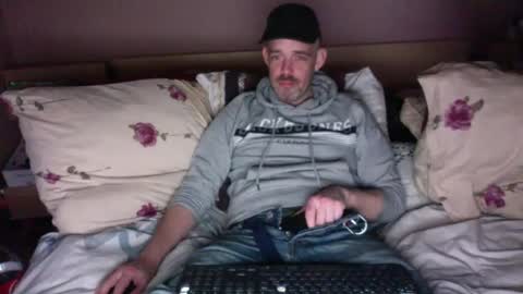 gabssss0802 online show from 01-12-25, 03:03