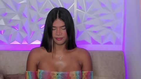 Gabriela  online show from 10-23-25, 09:24