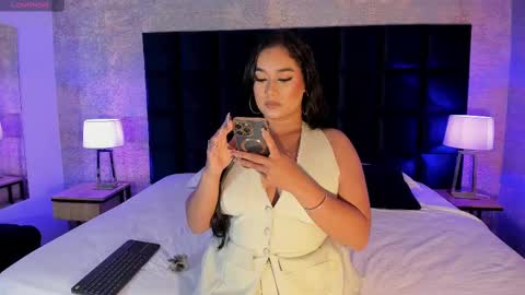 Snapshot of gaby_blaze chatting on 03-08-25, 10:13 Gaby Blaze online show from 03-08-25, 10:13