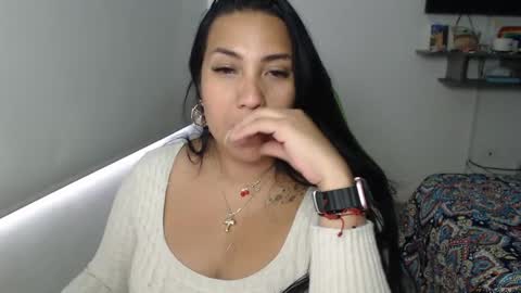 Snapshot of gaby_bluexx chatting on 02-06-25, 09:17 Gaby Blue online show from 02-06-25, 09:17