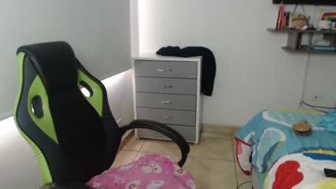 Snapshot of gaby_bluexx chatting on 02-21-25, 01:11 Gaby Blue online show from 02-21-25, 01:11