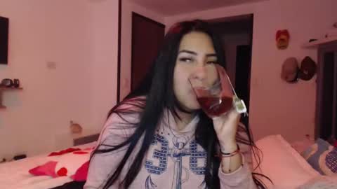 Snapshot of gaby_bluexx chatting on 03-08-25, 11:37 Gaby Blue online show from 03-08-25, 11:37
