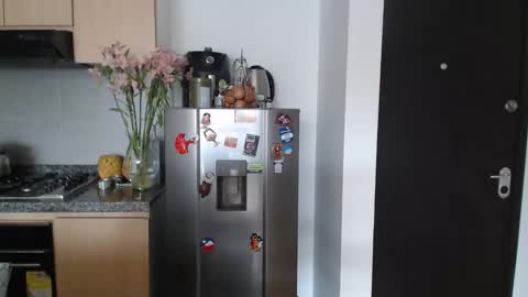 Snapshot of gaby_bluexx chatting on 09-18-25, 05:48 Gaby Blue online show from 09-18-25, 05:48