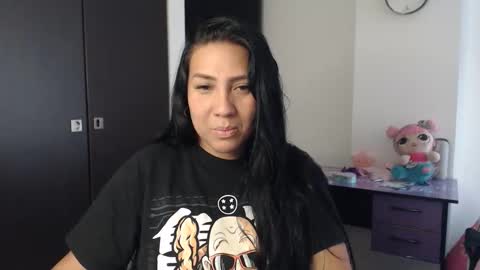 Snapshot of gaby_bluexx chatting on 10-20-25, 06:08 Gaby Blue online show from 10-20-25, 06:08