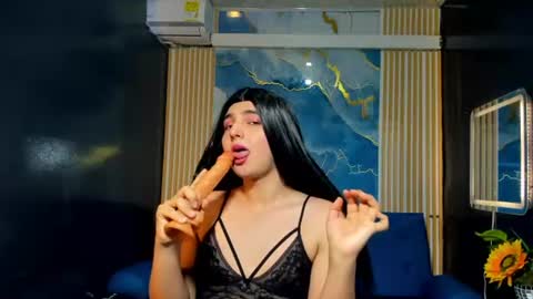 Snapshot of gaby_gil_ chatting on 06-11-26, 01:20 GABY GIL online show from 06-11-26, 01:20