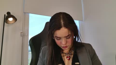 Snapshot of gaby_mason chatting on 05-19-26, 02:12 Gaby online show from 05-19-26, 02:12