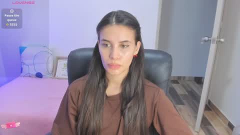 Snapshot of gaby_olsen chatting on 06-18-26, 10:58 Gabriela online show from 06-18-26, 10:58