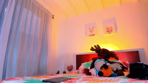 Snapshot of gabybuttler1 chatting on 02-21-25, 08:05 Gabybuttler online show from 02-21-25, 08:05