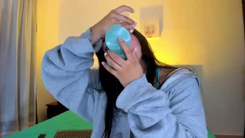 Snapshot of gabybuttler1 chatting on 02-27-25, 08:31 Gabybuttler online show from 02-27-25, 08:31