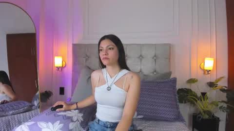 GabyEvans online show from 03-12-26, 12:11