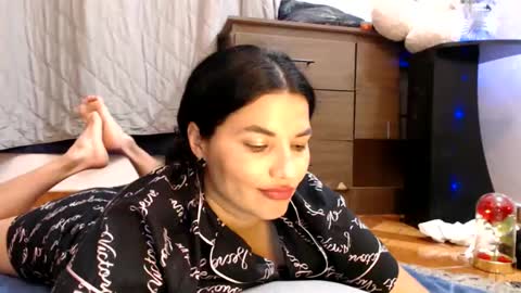 Snapshot of gabysot chatting on 02-15-25, 11:58 gabysot online show from 02-15-25, 11:58