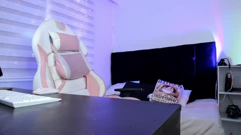 Gabriela Miller online show from 01-09-25, 05:54