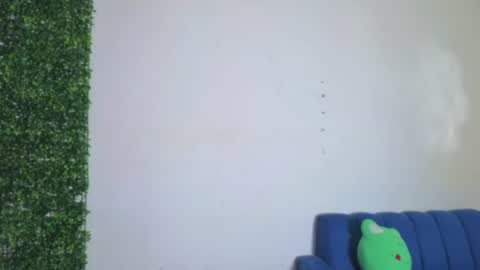 Snapshot of gael_david chatting on 06-18-26, 09:14 Gael online show from 06-18-26, 09:14