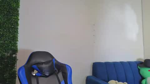 Snapshot of gael_david chatting on 07-03-26, 03:24 Gael online show from 07-03-26, 03:24