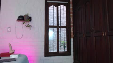 Lenna 3 online show from 11-12-25, 08:52