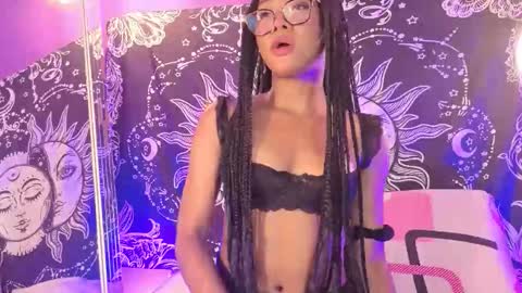 Gaia online show from 12-17-25, 01:39