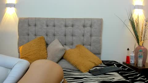 gaia_n_nix online show from 04-05-26, 04:20