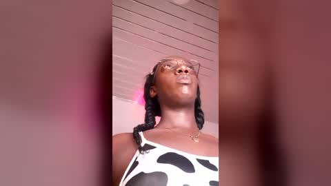 Snapshot of gaiafiore chatting on 06-25-26, 08:30 Gaia Fiore online show from 06-25-26, 08:30