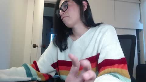 Snapshot of gaitan4 chatting on 07-21-26, 11:18 gaitan4 online show from 07-21-26, 11:18
