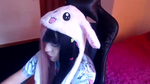 Snapshot of gakomenoshida chatting on 07-18-26, 06:34 Kate 3 online show from 07-18-26, 06:34