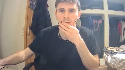 Snapshot of galadrie chatting on 01-07-26, 03:36 Lorenzo online show from 01-07-26, 03:36