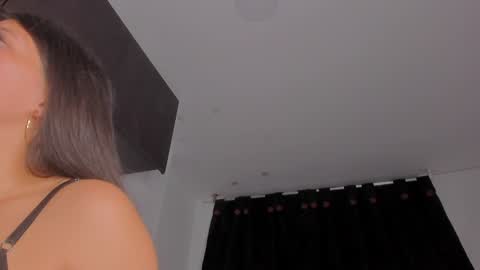 Snapshot of game_with_lesbians_ chatting on 02-06-25, 01:16 game with lesbians online show from 02-06-25, 01:16