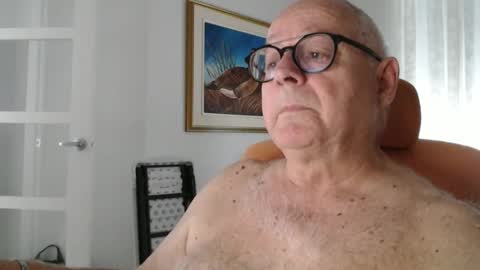 Snapshot of gamin68 chatting on 09-26-25, 04:55 gamin68 online show from 09-26-25, 04:55