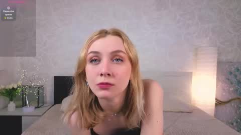 Violla online show from 02-10-26, 05:22