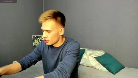 Snapshot of garden_of_eden_ chatting on 06-21-26, 12:08 Max and Eva online show from 06-21-26, 12:08