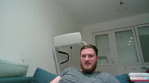 Snapshot of gary92 chatting on 06-04-26, 08:15 Marc online show from 06-04-26, 08:15