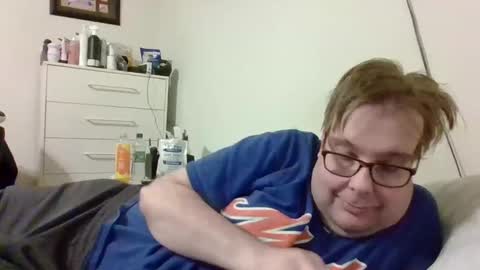 Snapshot of garyg930 chatting on 12-30-24, 10:55 Gary online show from 12-30-24, 10:55