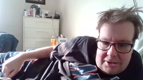 Snapshot of garyg930 chatting on 02-03-25, 08:03 Gary online show from 02-03-25, 08:03