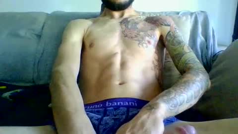 garyreal1990 online show from 04-02-26, 06:22