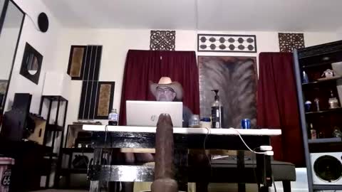 gatewaylaptop2019 online show from 11-23-25, 06:08