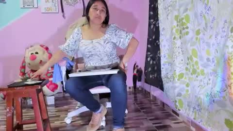 Diana online show from 12-23-25, 02:09