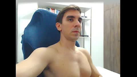 gatosarado23 online show from 11-01-25, 04:36