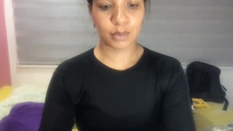 gatubelahotxxx online show from 09-15-25, 11:38