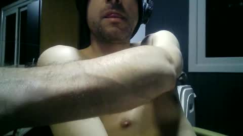 gauchors21 online show from 09-19-25, 03:19