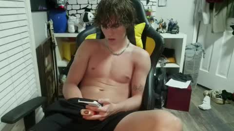 Snapshot of gavatr0n chatting on 07-01-26, 05:20 gavatr0n online show from 07-01-26, 05:20