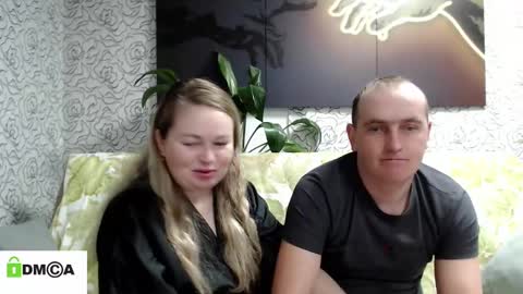 Snapshot of gaverd88 chatting on 01-08-25, 10:48 Alex and Lazaria online show from 01-08-25, 10:48