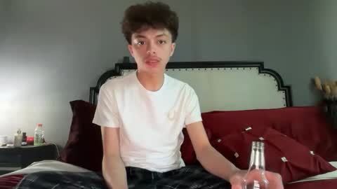 Snapshot of gayboyhtx chatting on 03-22-26, 10:02 Jose online show from 03-22-26, 10:02