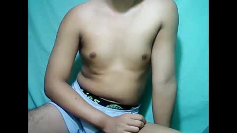 Snapshot of gaymell chatting on 10-13-25, 12:05 gaymell online show from 10-13-25, 12:05